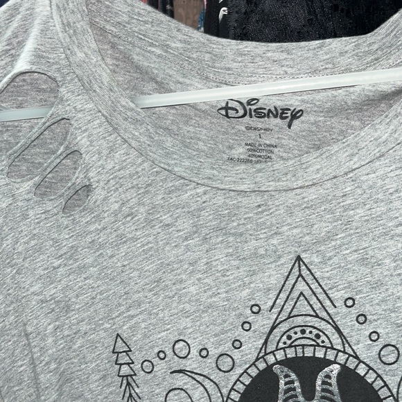 1X TORRID DISNEY 3/4 SLEEVE TEE - Picture 5 of 7